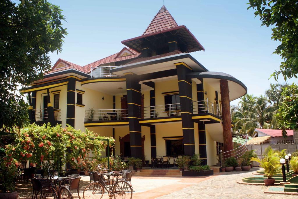 The Magic Sponge Hostel Kampot Exterior photo