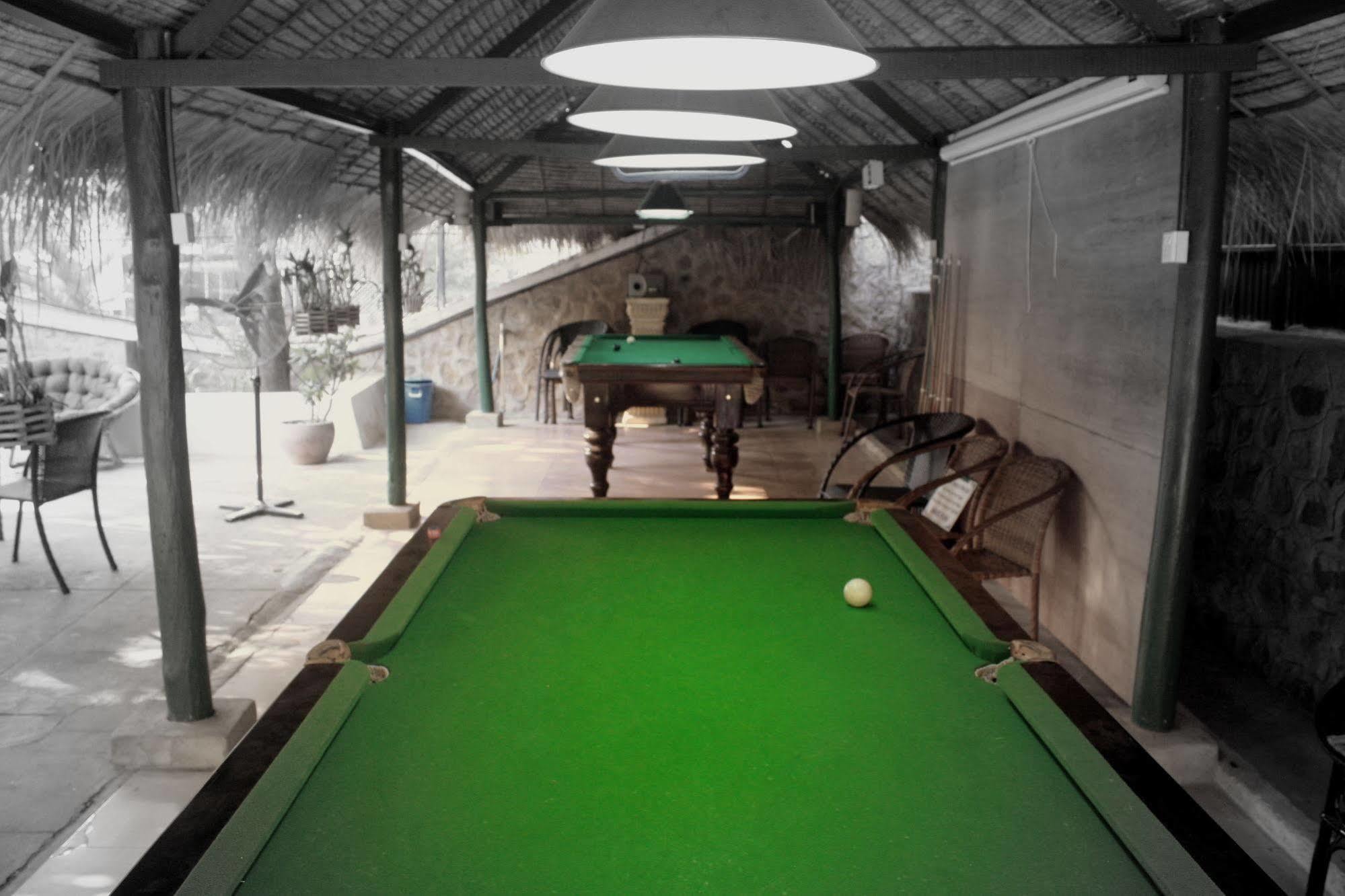 The Magic Sponge Hostel Kampot Exterior photo