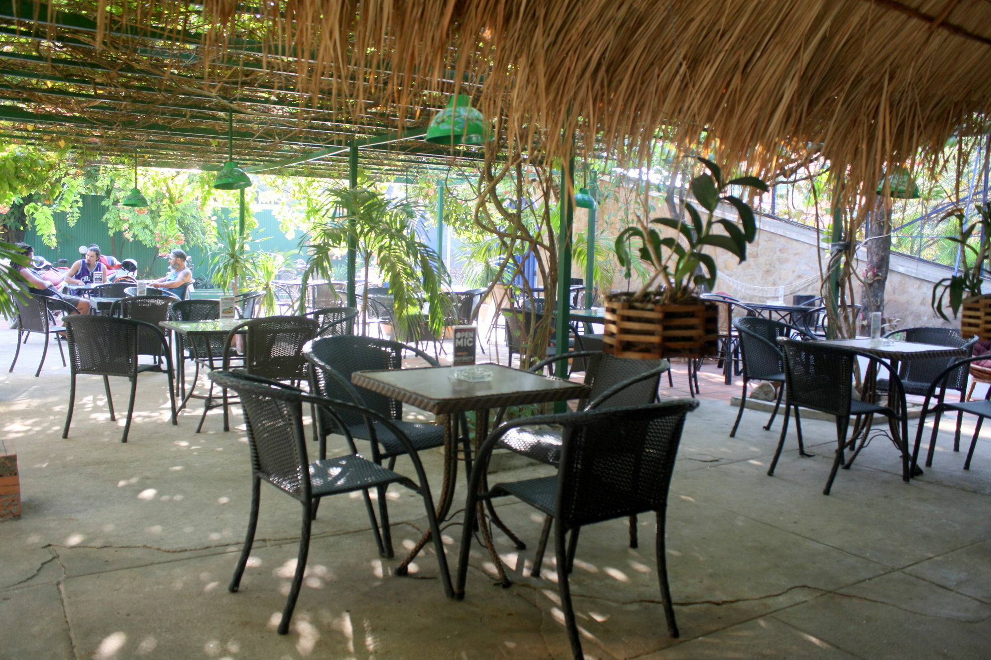 The Magic Sponge Hostel Kampot Exterior photo